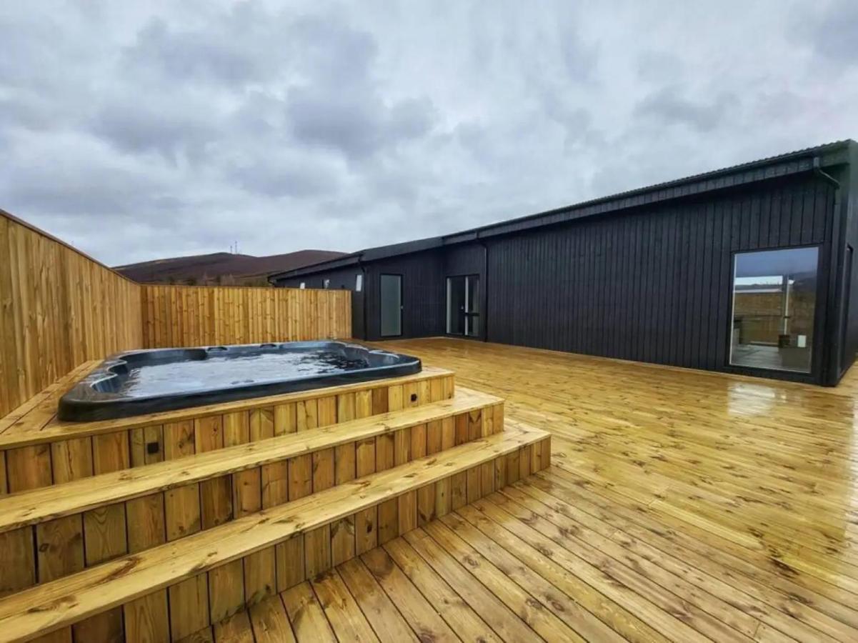 Luxury Log Home With A Hot Tub セルフォス エクステリア 写真
