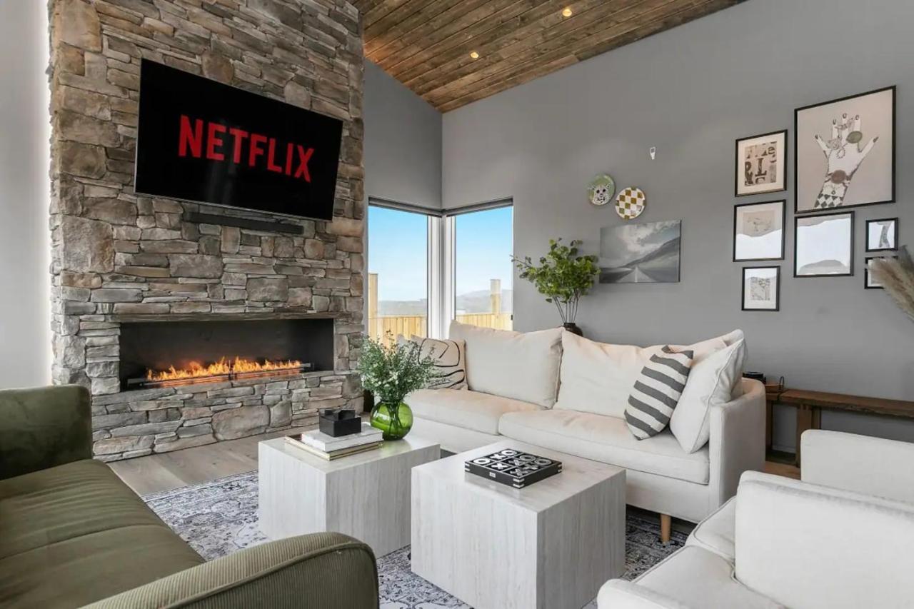 Luxury Log Home With A Hot Tub セルフォス エクステリア 写真