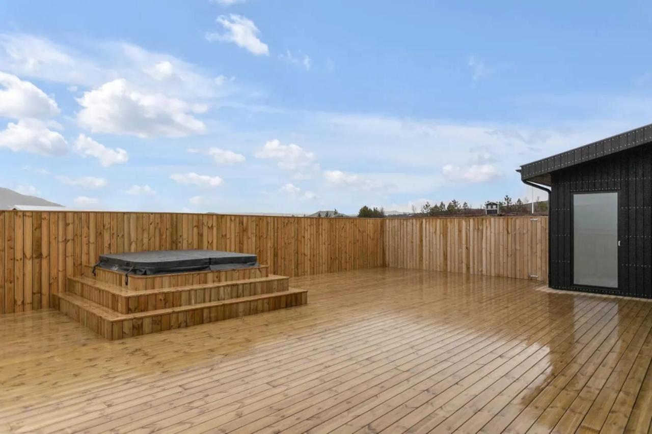 Luxury Log Home With A Hot Tub セルフォス エクステリア 写真